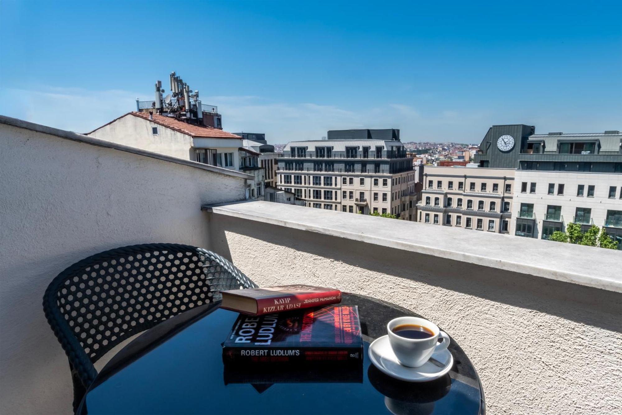 Taksim Trust Hotel Istanbul Bagian luar foto