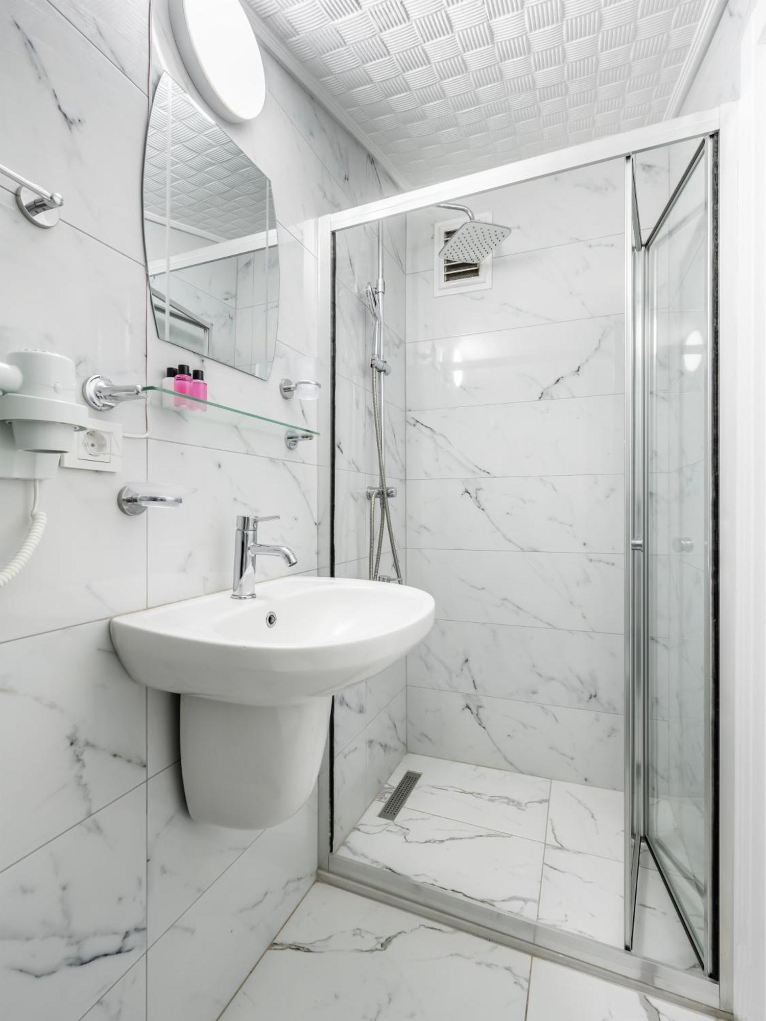 Taksim Trust Hotel Istanbul Bagian luar foto