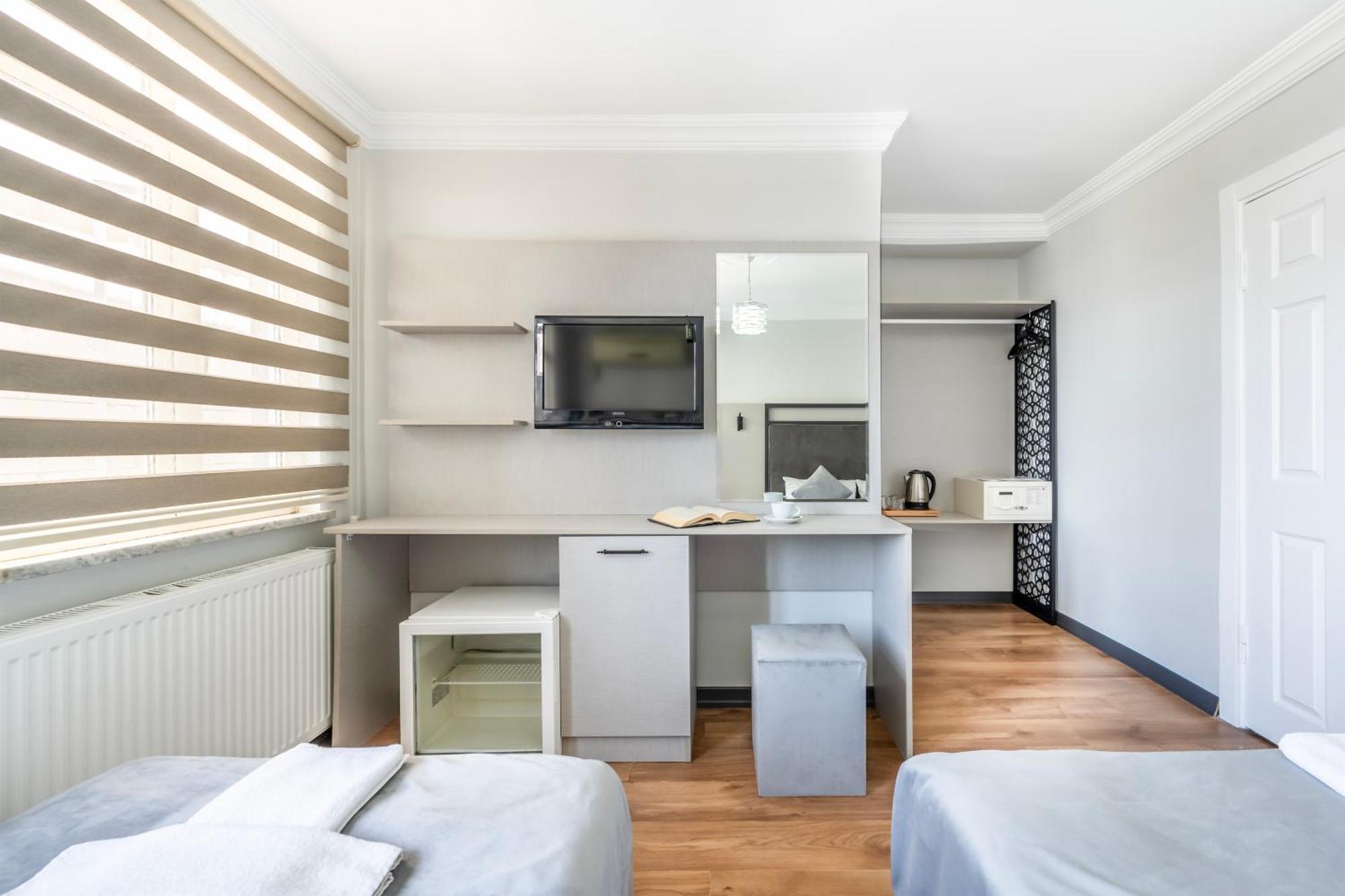 Taksim Trust Hotel Istanbul Bagian luar foto