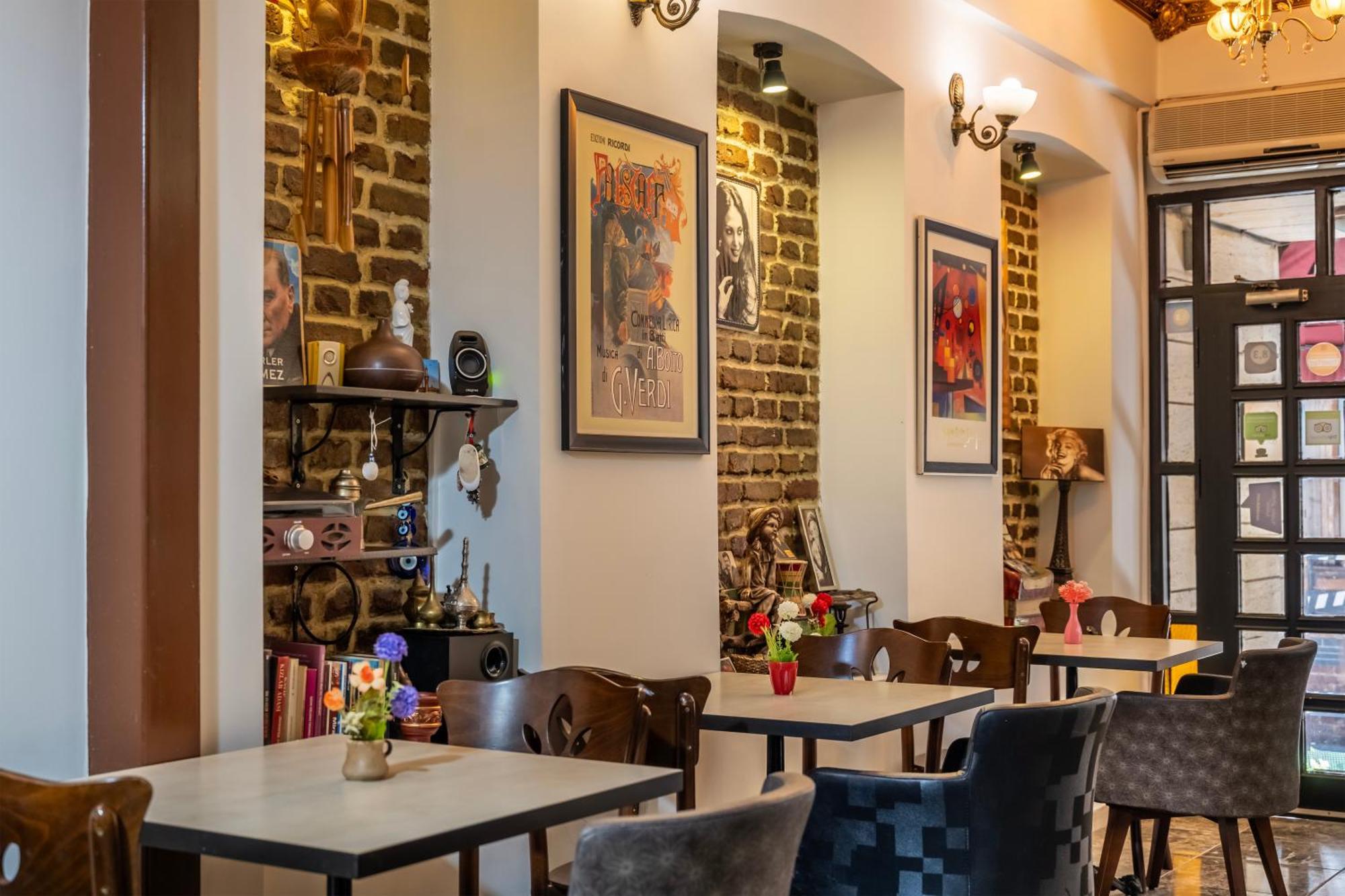 Taksim Trust Hotel Istanbul Bagian luar foto