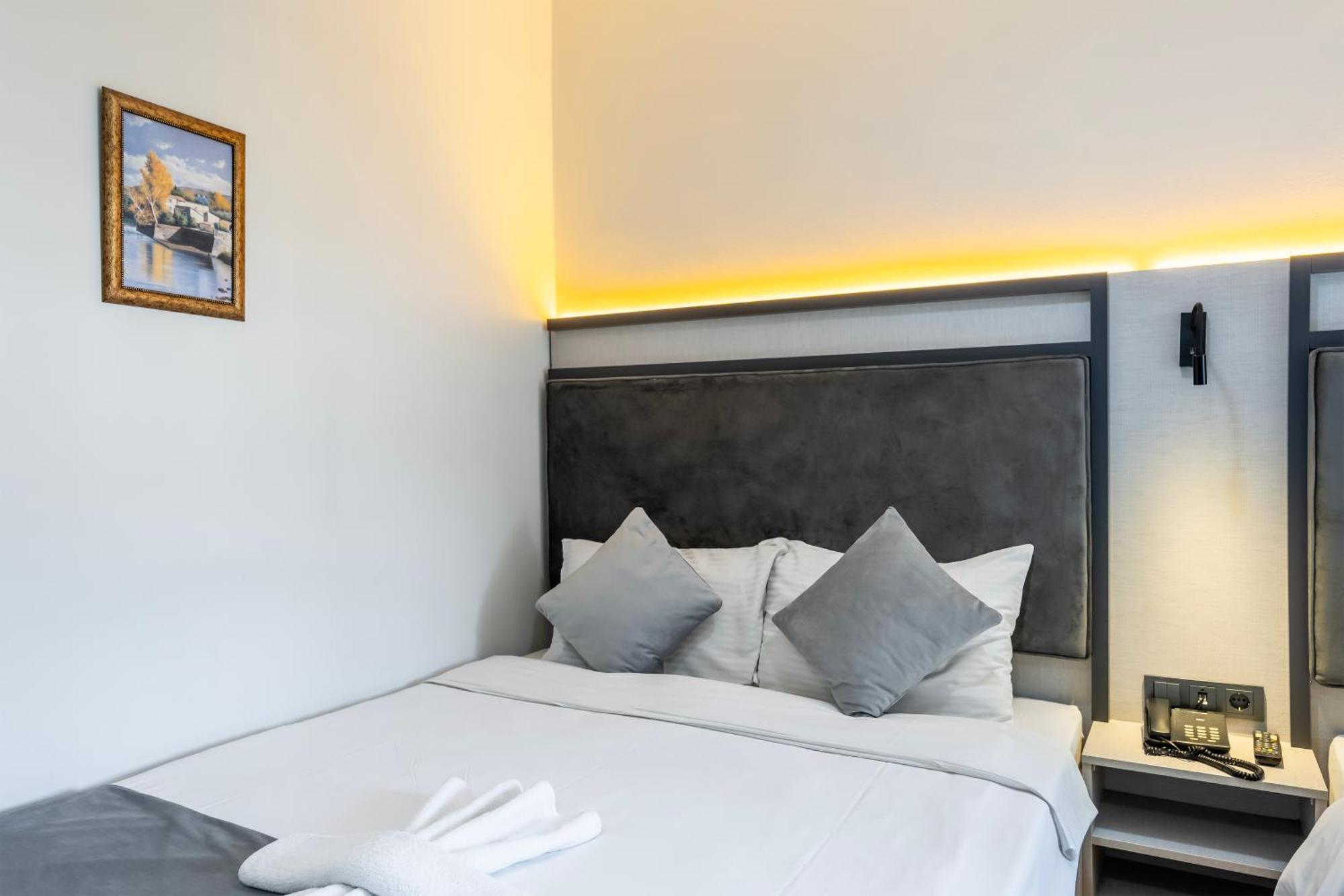Taksim Trust Hotel Istanbul Bagian luar foto
